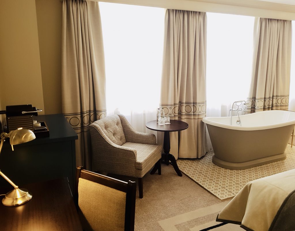 Richmond Hill – TW10